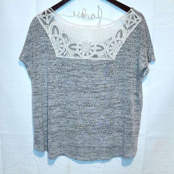Massini Short Sleeved Knit Short Sleeved Sweater Lace Detail Size Large - Picture 2 of 9